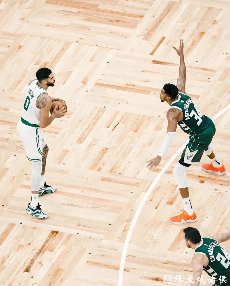 塔图姆31+12字母哥43+13 凯尔特人逆转胜雄鹿 塔图姆31+12字母哥43+13 凯尔特人逆转胜雄鹿