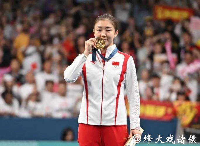 米兰的陈梦比巴黎的陈梦更好看了,无法忘记巴黎奥运会夺冠的陈梦在最后一个球落点时的精彩瞬间,我们欠她的掌声在全运会补上了 米兰的陈梦比巴黎的陈梦更好看了,无法忘记巴黎奥运会夺冠的陈梦在最后一个球落点时的精彩瞬间,我们欠她的掌声在全运会补上了