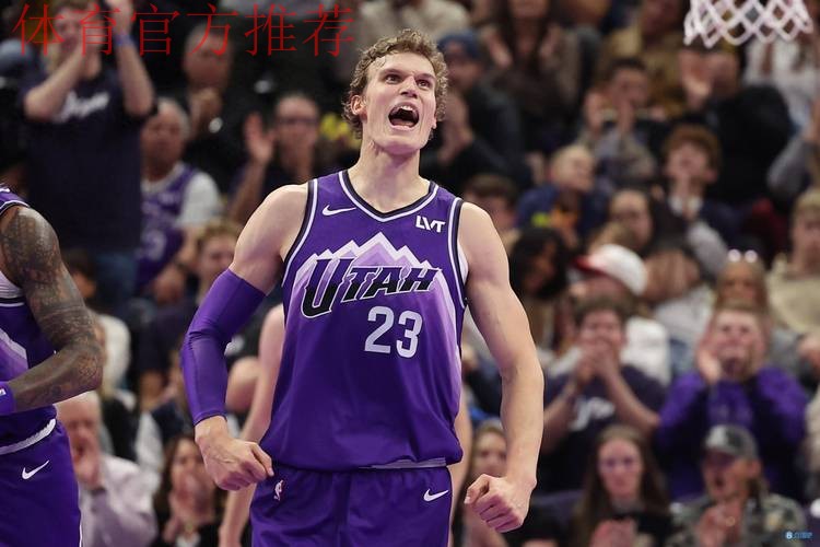 基扬特-乔治精彩过人拉杆上篮,爵士打出14-2反超独行侠4分 基扬特-乔治精彩过人拉杆上篮,爵士打出14-2反超独行侠4分